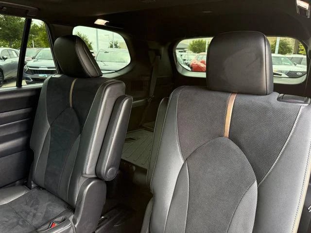 2025 Toyota Grand Highlander Hybrid - Image 60