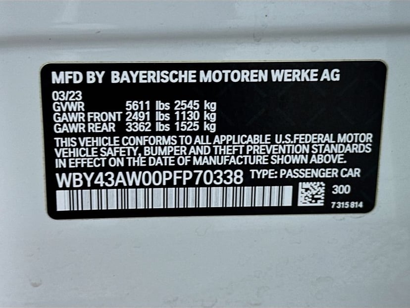 2023 BMW i4 - Image 33