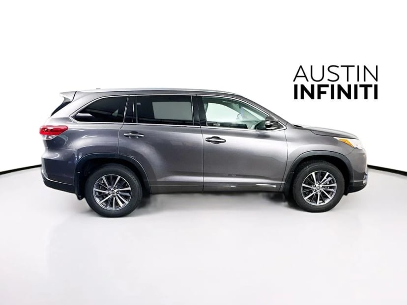 2018 Toyota Highlander - Image 8