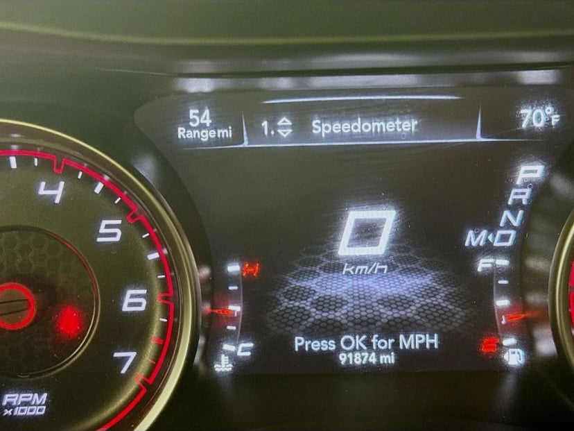 2020 Dodge Charger - Image 13