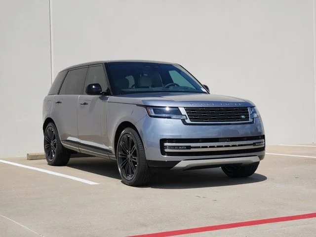 2026 Land Rover Range Rover - Image 2