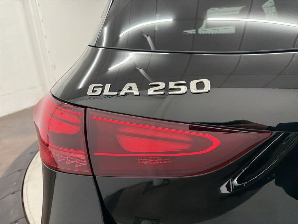 2026 MERCEDES-BENZ GLA - Image 12