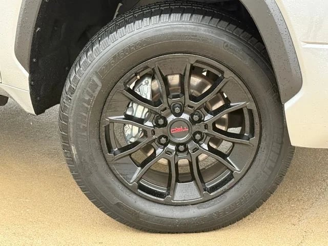 2022 Toyota Tundra - Image 2