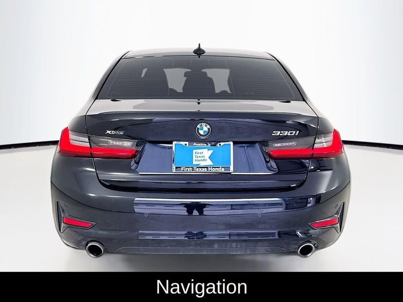2022 BMW 3 Series - Image 7