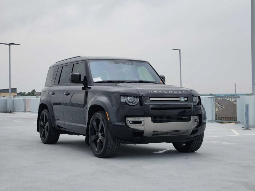 2022 Land Rover Defender - Image 3