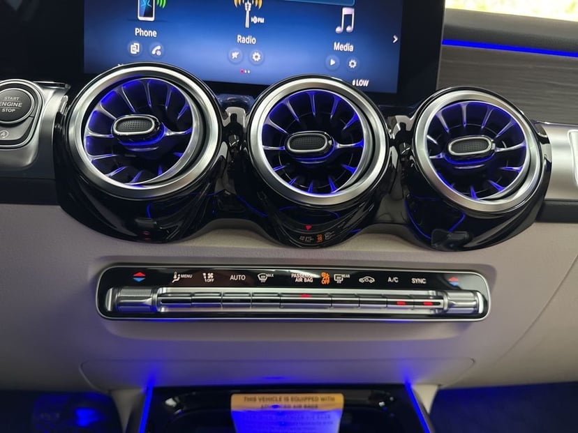 2026 Mercedes-Benz GLB - Image 35