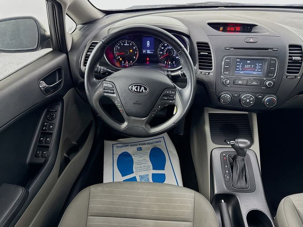 2016 KIA Forte - Image 26