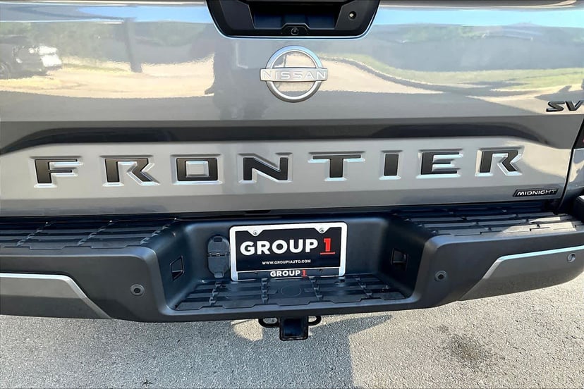 2023 Nissan Frontier - Image 10
