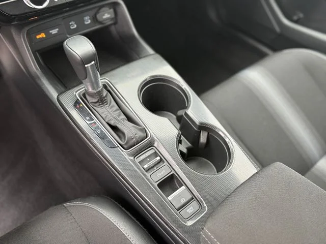 2025 Honda Civic - Image 23