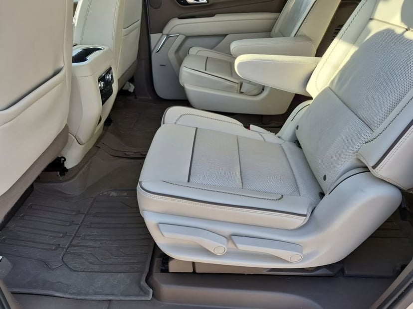 2023 GMC Yukon XL - Image 20