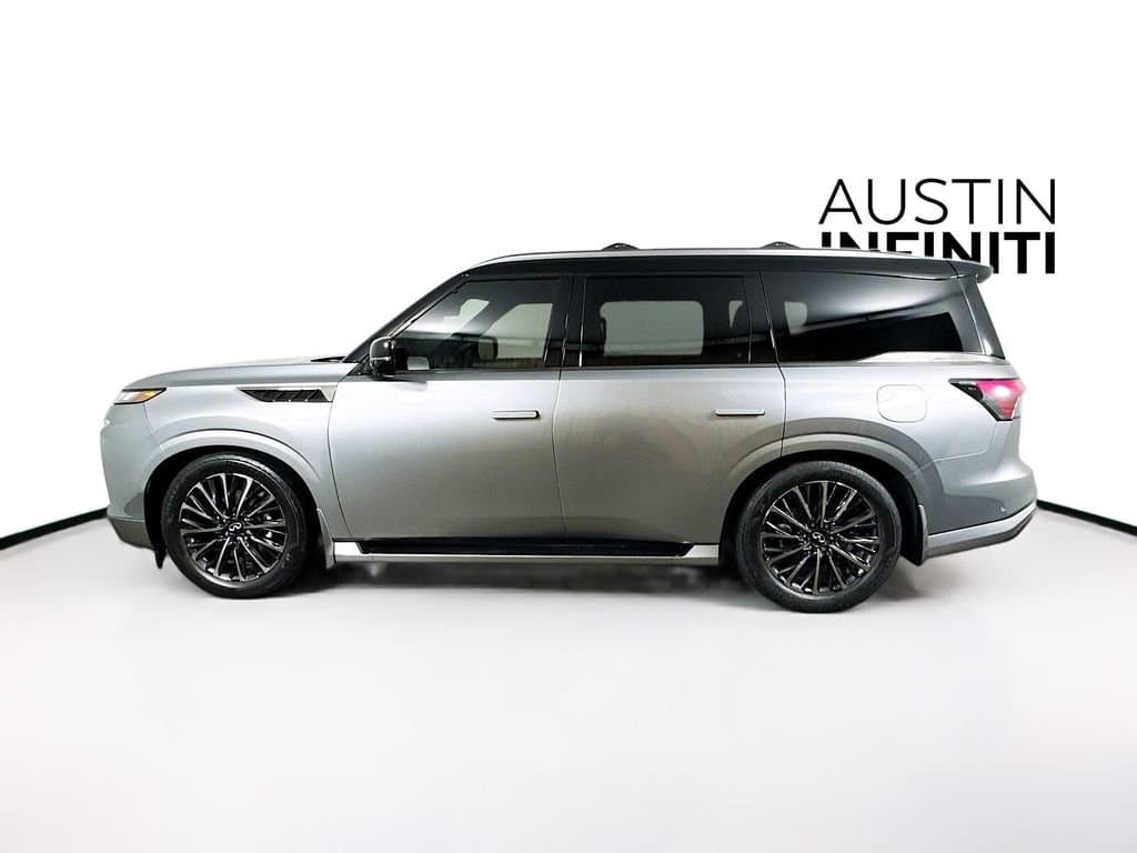 2025 INFINITI QX80 - Image 6