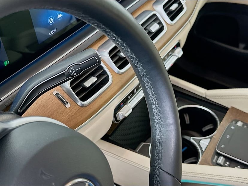 2021 Mercedes-Benz GLE - Image 17