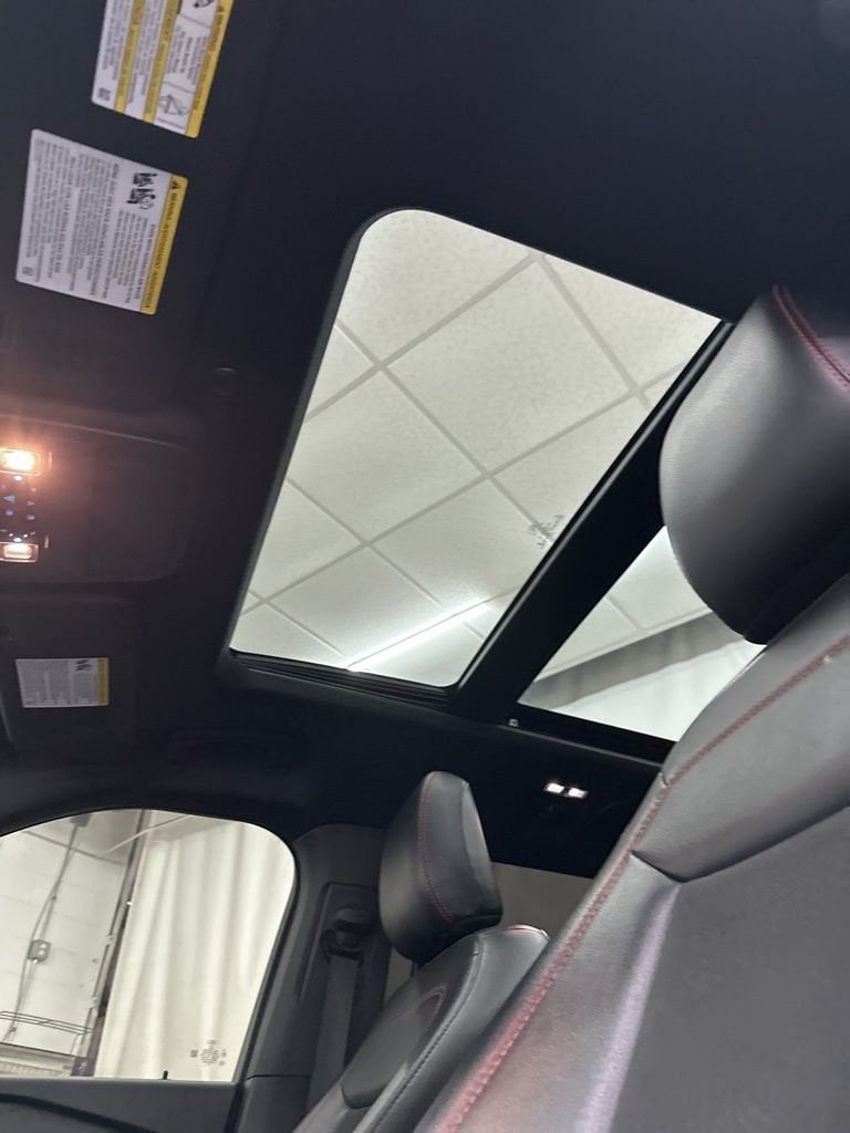 2022 Ford Explorer - Image 20