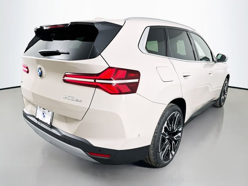 2026 BMW X3 - Image 5