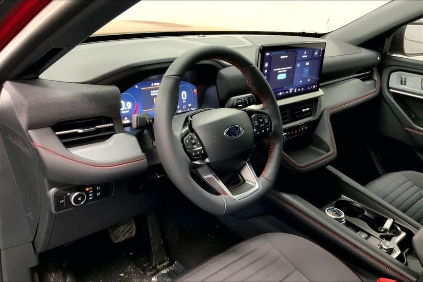 2026 Ford Explorer - Image 7