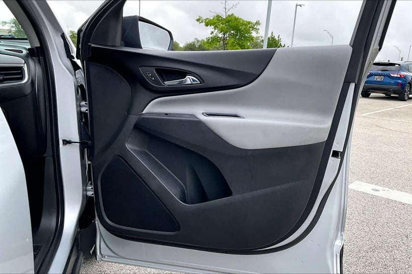 2018 Chevrolet Equinox - Image 23