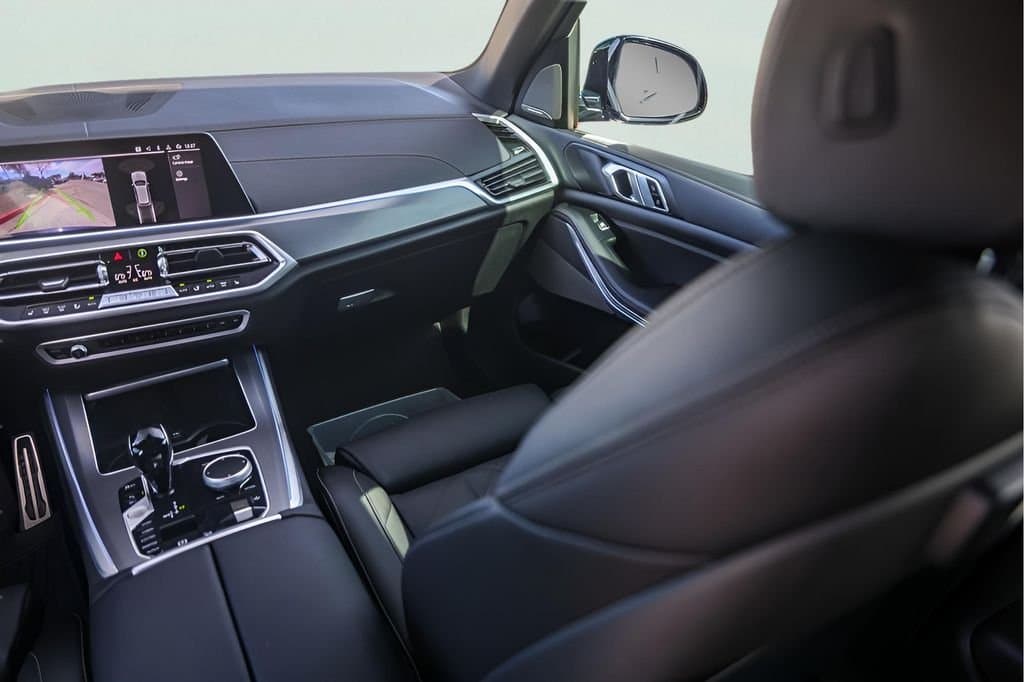 2023 BMW X5 - Image 32