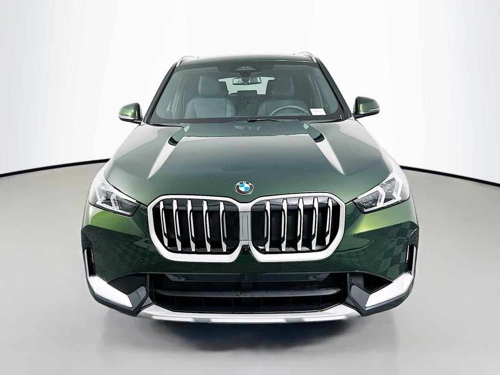 2025 BMW X1 - Image 2