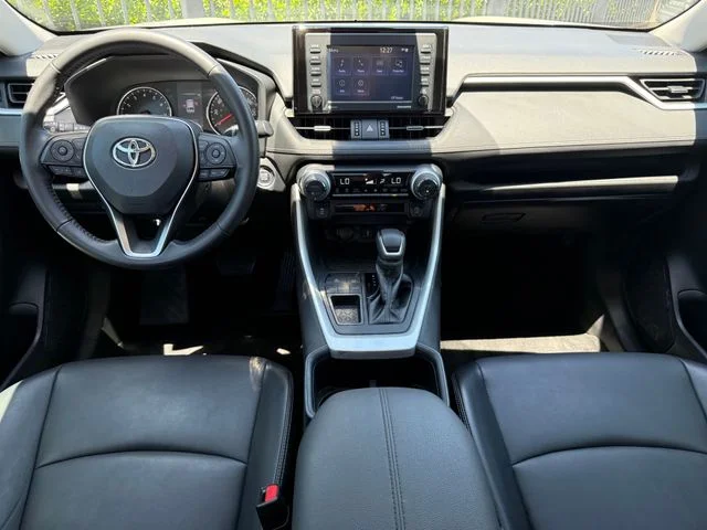 2022 Toyota RAV4 - Image 22