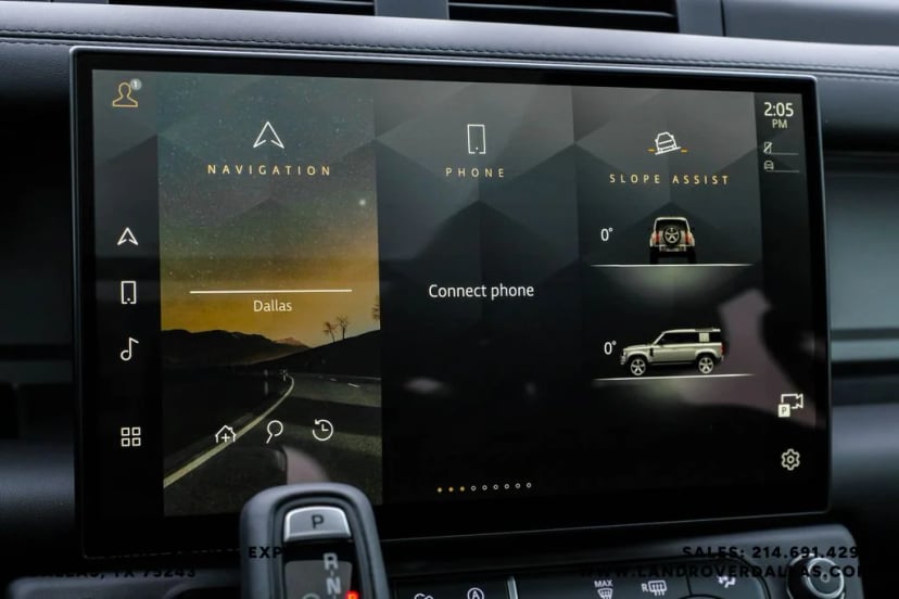 2026 Land Rover Defender 110 - Image 29