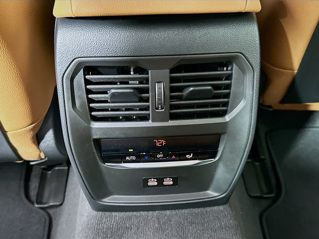 2026 BMW i4 - Image 18