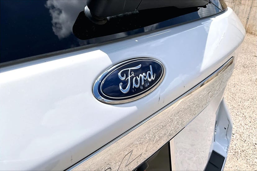 2021 Ford Explorer - Image 31