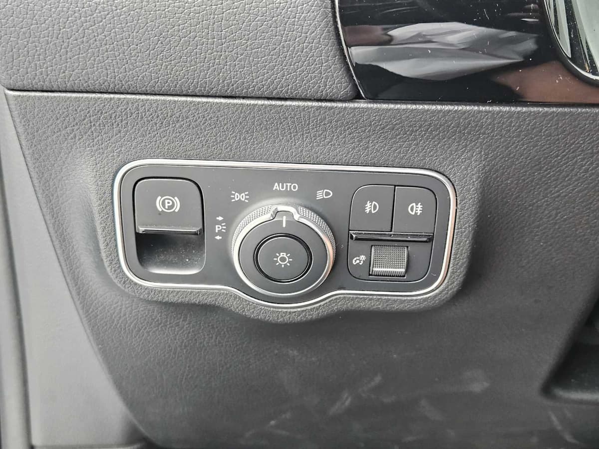 2021 Mercedes-Benz GLA 250 - Image 20