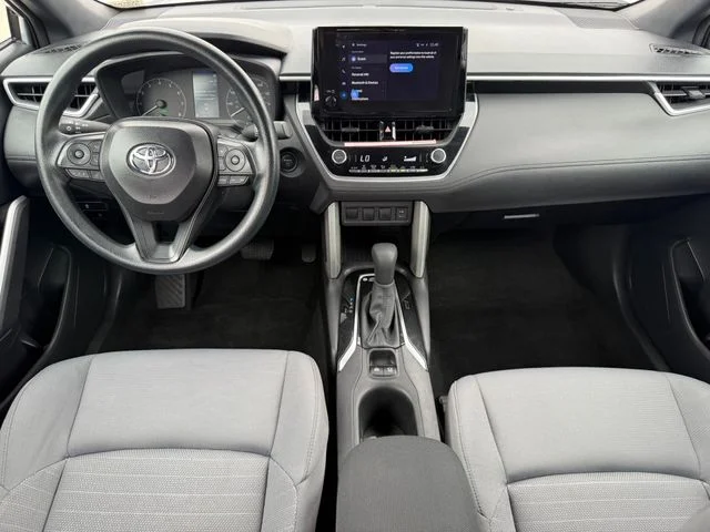 2025 Toyota Corolla Cross - Image 21