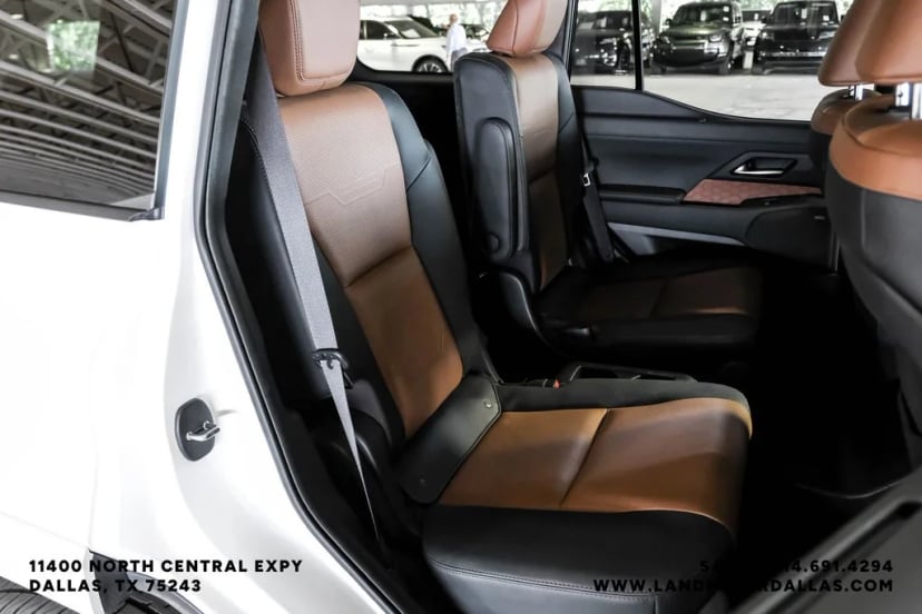 2024 Lexus GX - Image 36