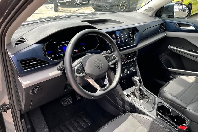2022 Volkswagen Taos - Image 18