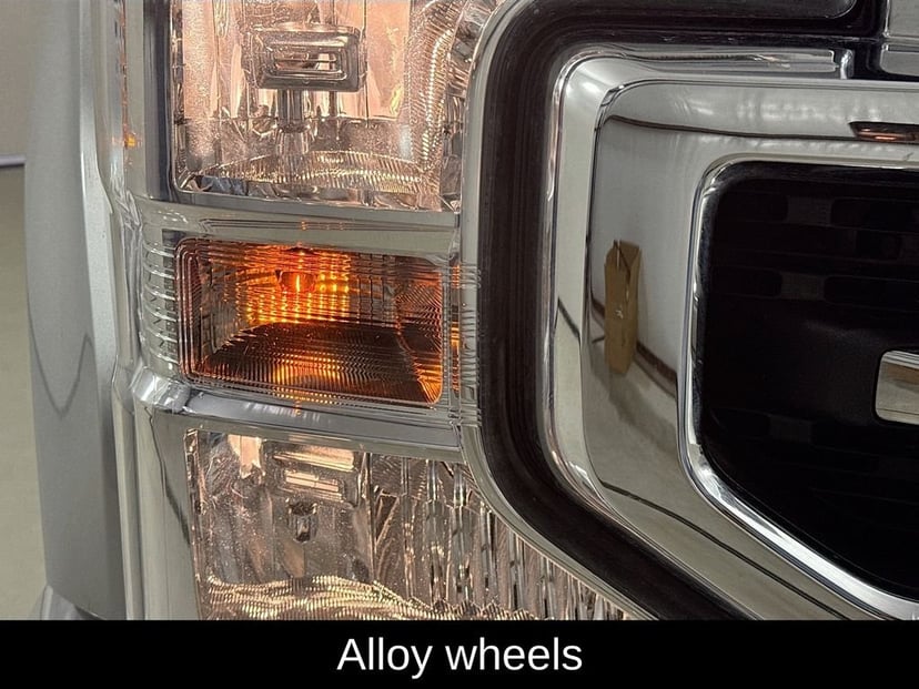 2020 Ford F-350SD - Image 37
