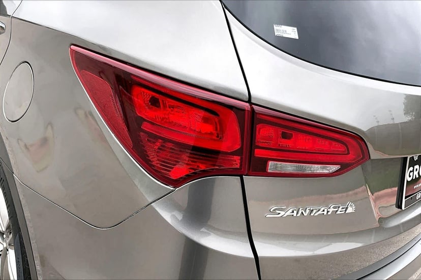 2017 Hyundai Santa Fe Sport - Image 28
