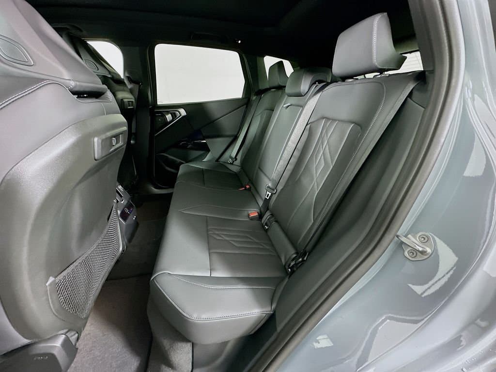 2026 BMW X3 - Image 17