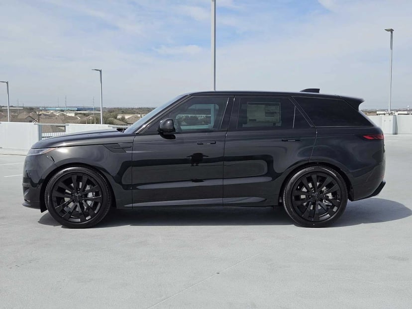 2026 LAND ROVER Range Rover Sport - Image 4