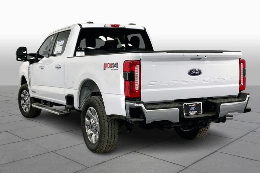 2026 Ford Super Duty - Image 11