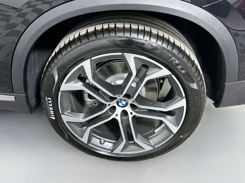 2026 BMW X5 - Image 23