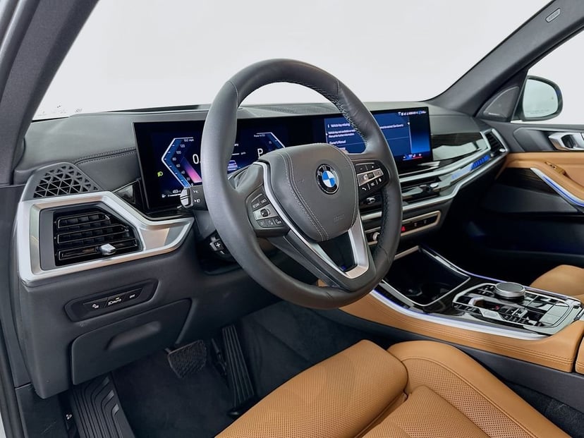 2024 BMW X5 - Image 9
