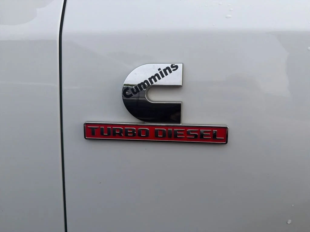 2024 Ram 2500 - Image 3
