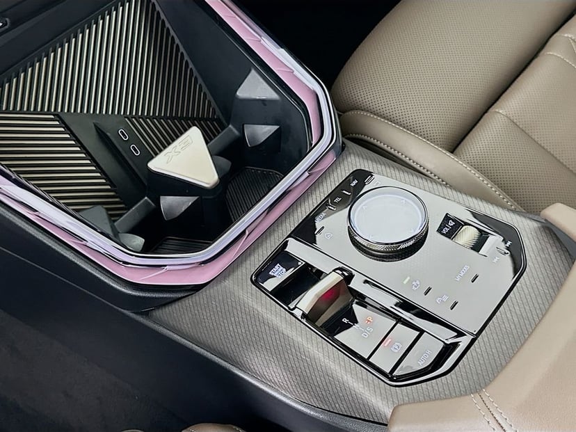 2025 BMW X3 - Image 16