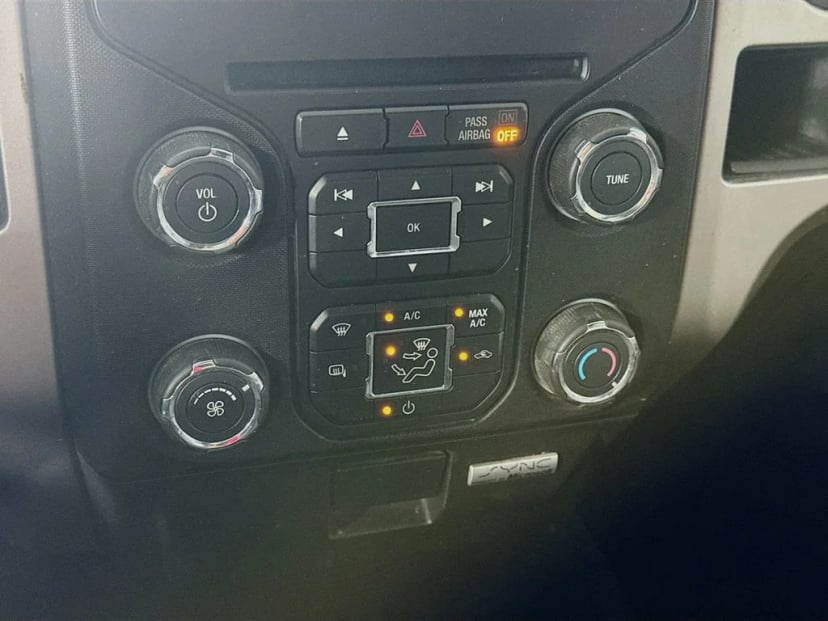 2014 Ford F-150 - Image 16