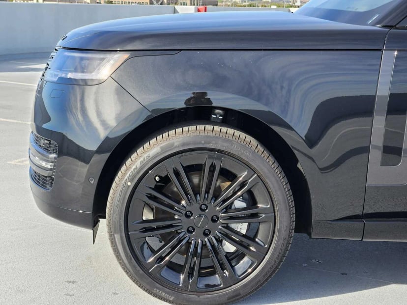 2026 LAND ROVER Range Rover - Image 9