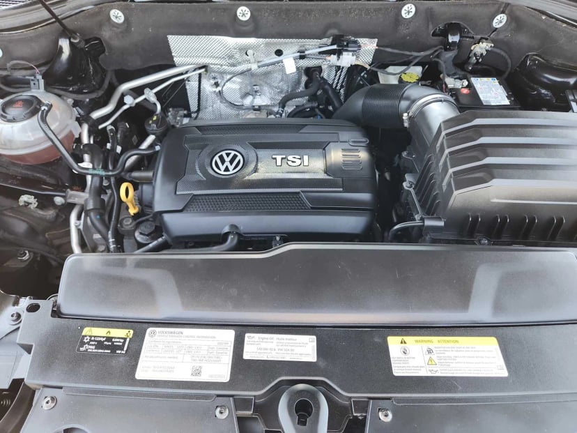 2022 Volkswagen Atlas - Image 30