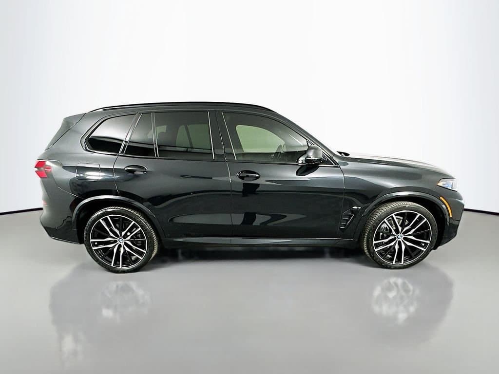 2024 BMW X5 - Image 4