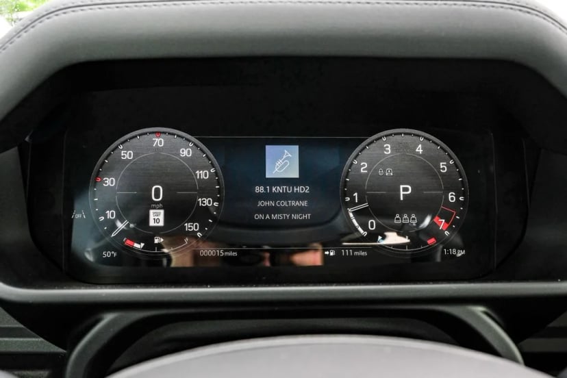 2026 Land Rover Defender 110 - Image 18