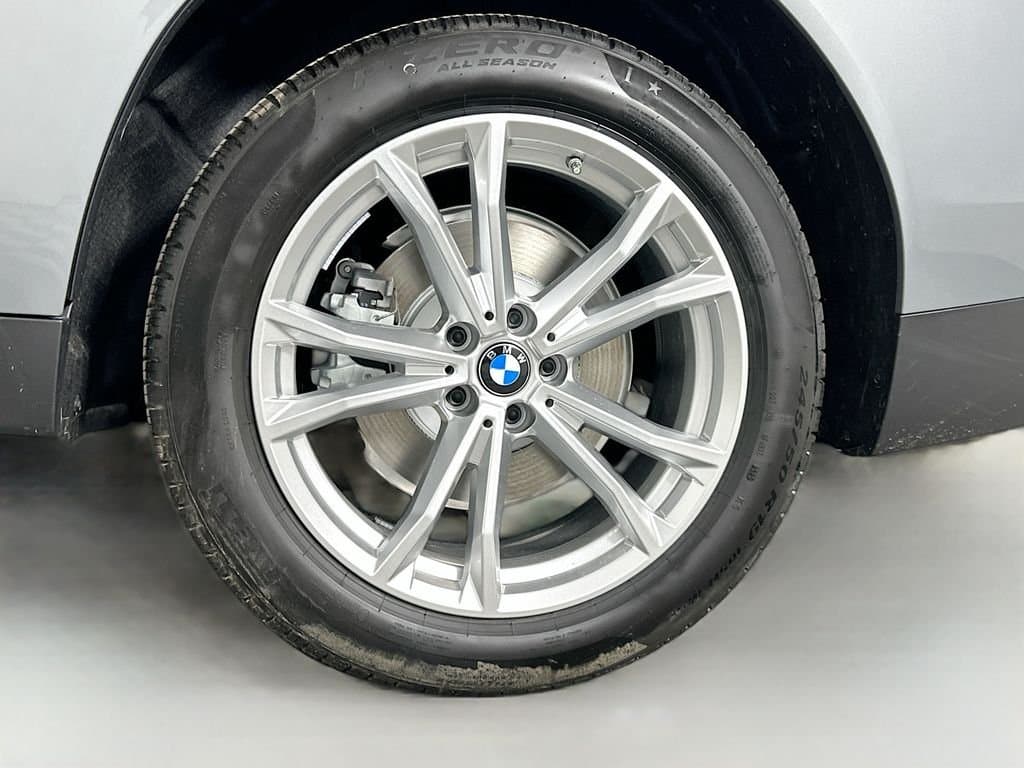 2025 BMW X3 - Image 23