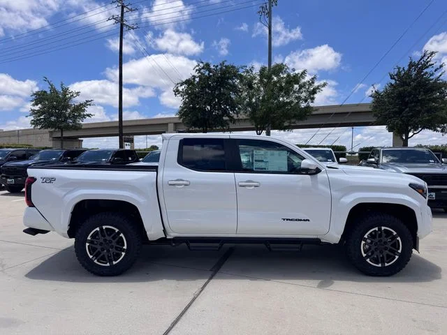 2026 Toyota Tacoma - Image 4