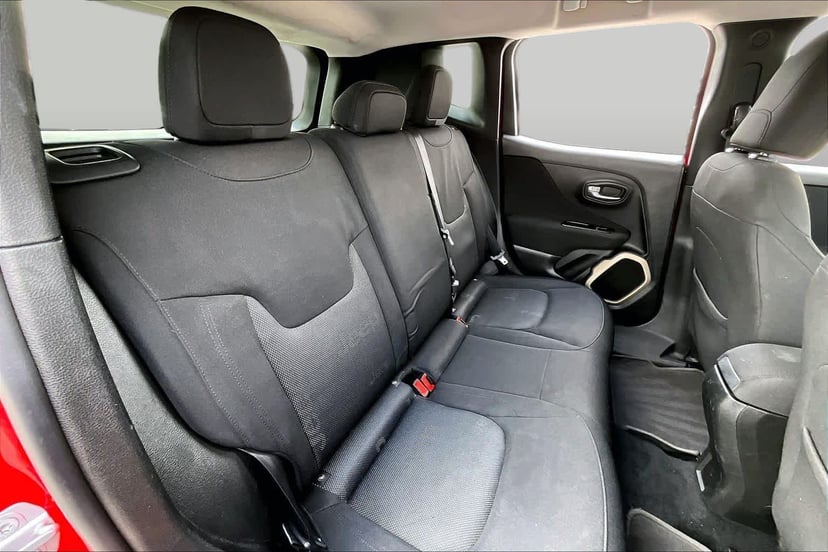 2016 Jeep Renegade - Image 20