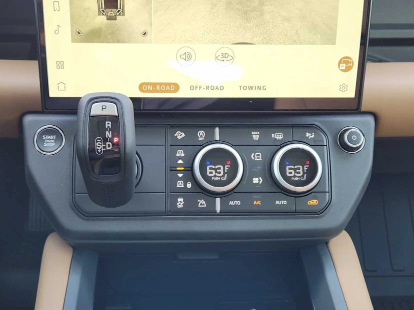 2026 LAND ROVER Defender 130 - Image 20
