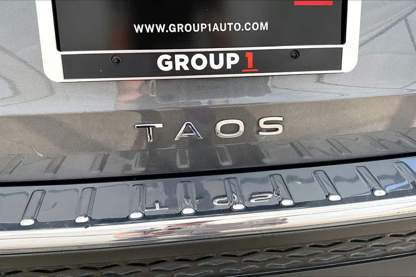 2022 Volkswagen Taos - Image 10