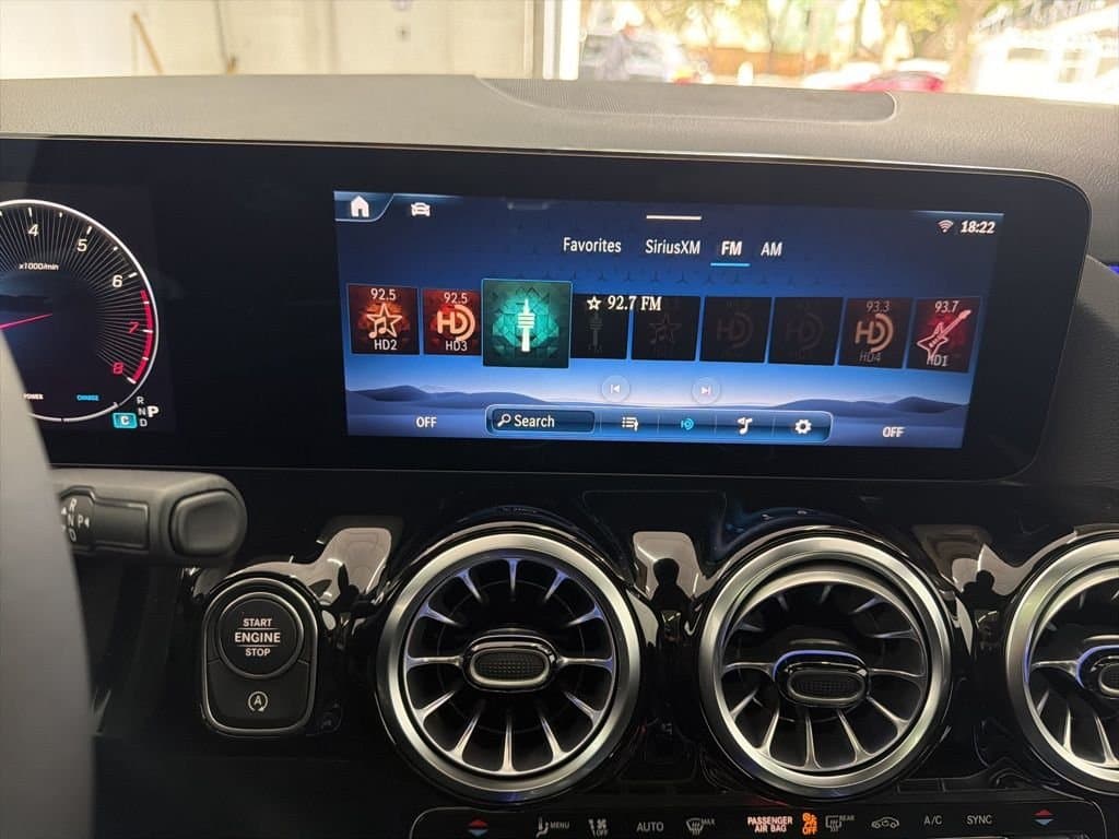 2026 MERCEDES-BENZ GLA - Image 35